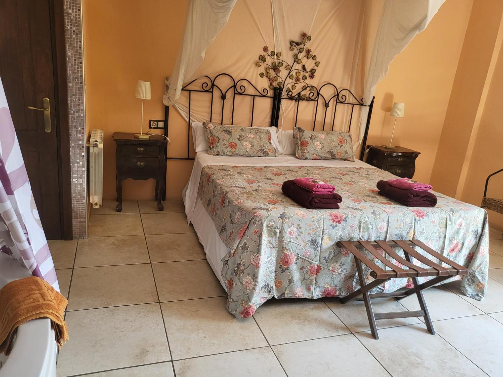 Hotel Pasteral Riu Ter La Cellera de Ter 外观 照片