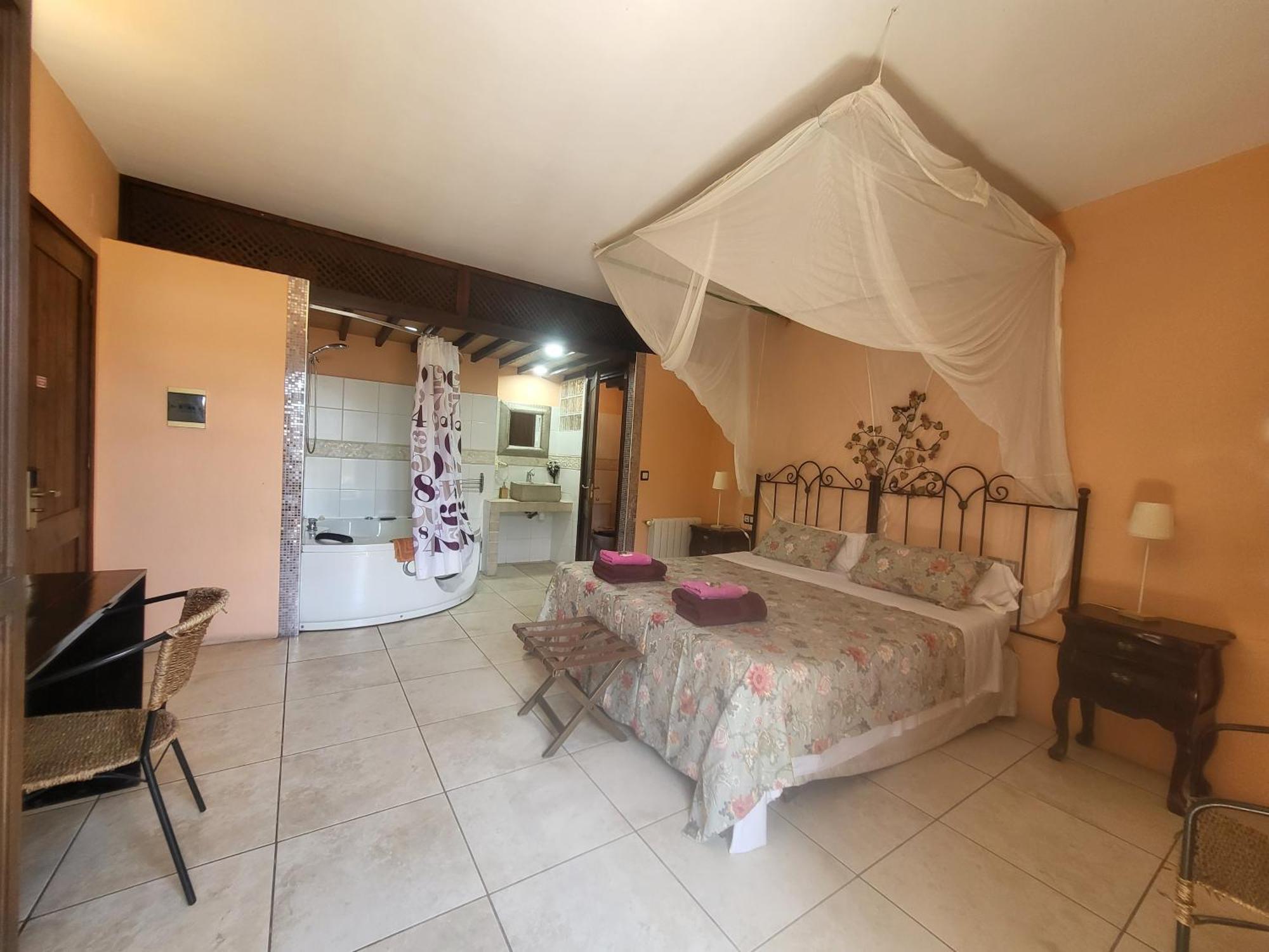 Hotel Pasteral Riu Ter La Cellera de Ter 外观 照片