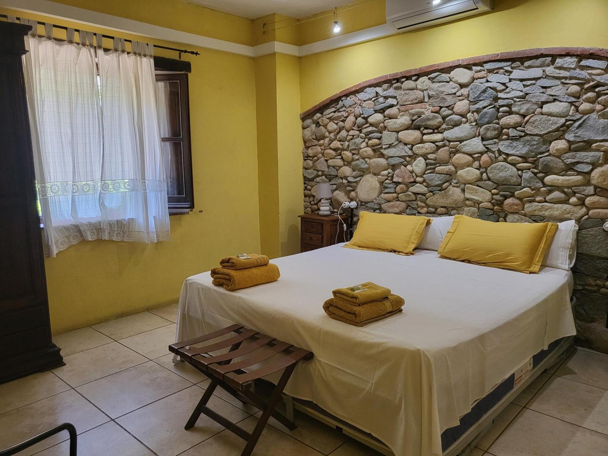 Hotel Pasteral Riu Ter La Cellera de Ter 外观 照片